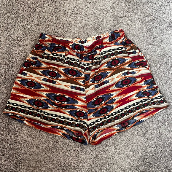 Women’s Multi-Color Dress Shorts with Pockets - Picture 1 of 4